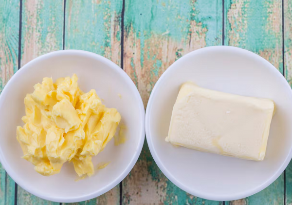 Te sorprenderá saber cuál es mejor entre mantequilla y margarina, según expertos