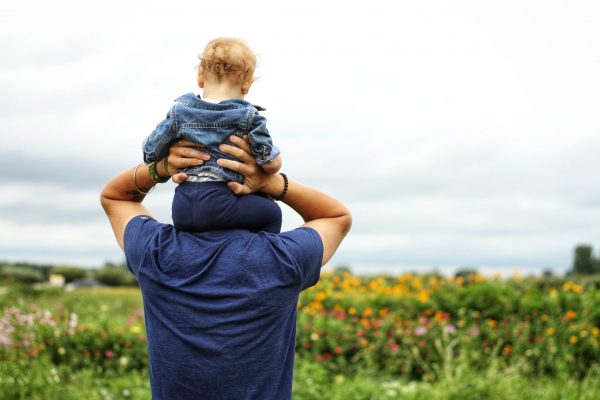 ¿Qué tan difícil es ser padre soltero en Ecuador? Realidades que pocos conocen