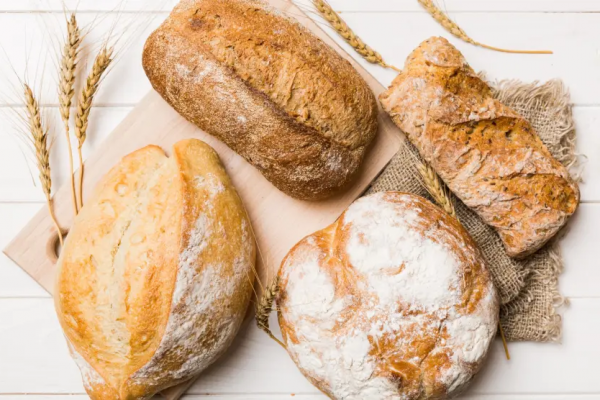 Comparativa entre pan integral y pan blanco: composición, beneficios y consumo recomendado