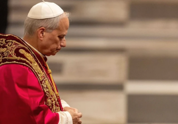 El Papa León XIV ora por víctimas de tiroteo en escuela católica de EE. UU.