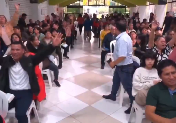 Sismo de magnitud 6.1 sorprende a fieles durante culto en iglesia evangélica en Perú