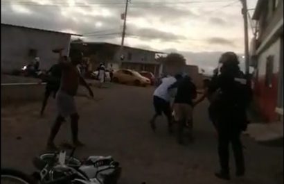 policias