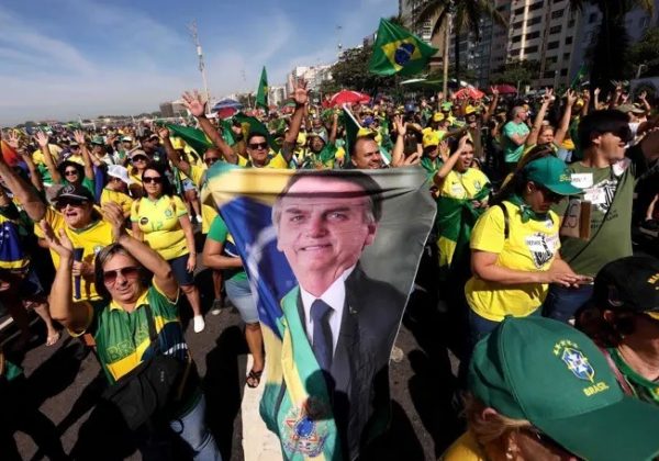 Seguidores del expresidente de Brasil, Jair Bolsonaro. FOTO: Europa Press.