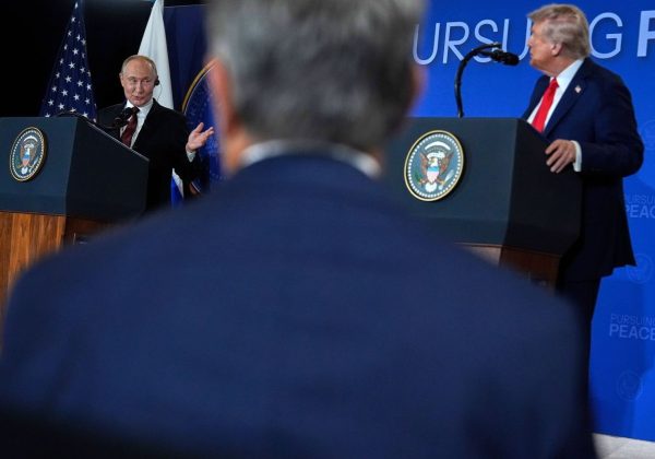 Trump y Putin dejan Alaska sin acuerdo sobre Ucrania, pero con promesa de otra reunión