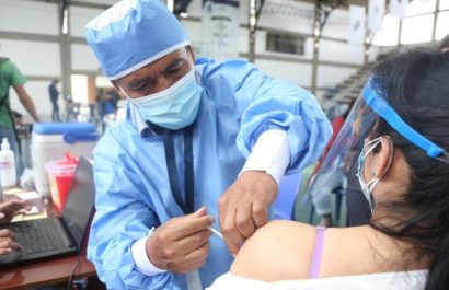 vacunacion-covid19-Ecuador3