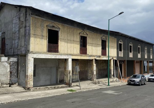 La Casa Vesubio acogerá carreras como artes plásticas, gastronomía, arqueología y artes escénicas. La Uleam la tendrá en comodato por 50 años.