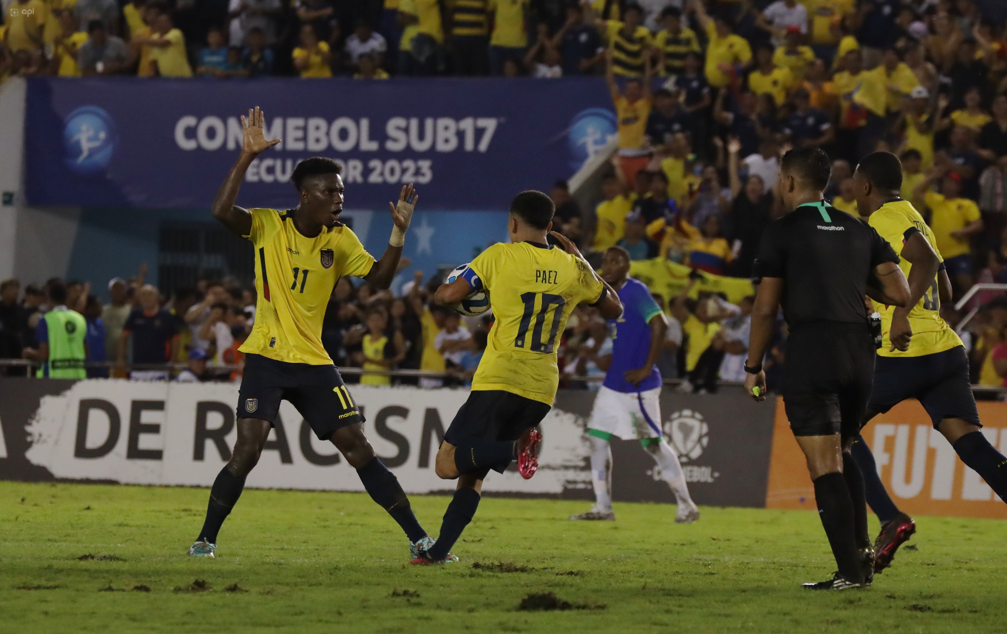 La Selección de fútbol de Ecuador Sub-17 entrena en la Casa de la Selección, en Quito, para su debut en el hexagonal final ante Paraguay.