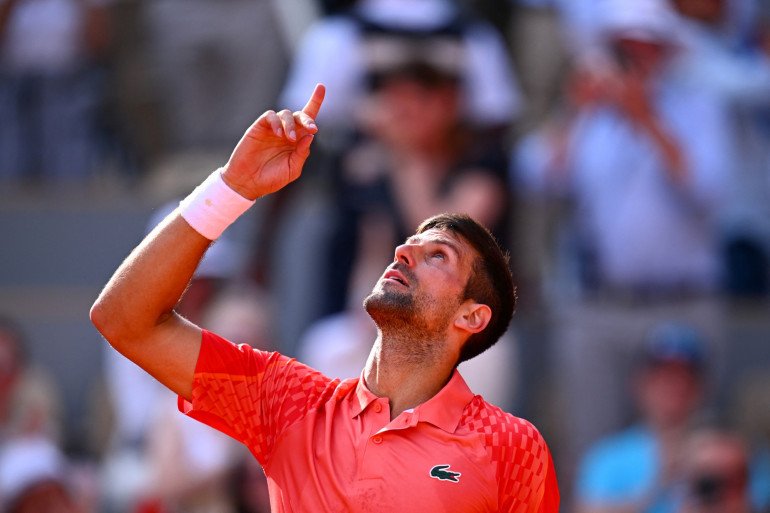 Djokovic gana su tercer Roland Garros y supera en 'grandes' a Rafa Nadal