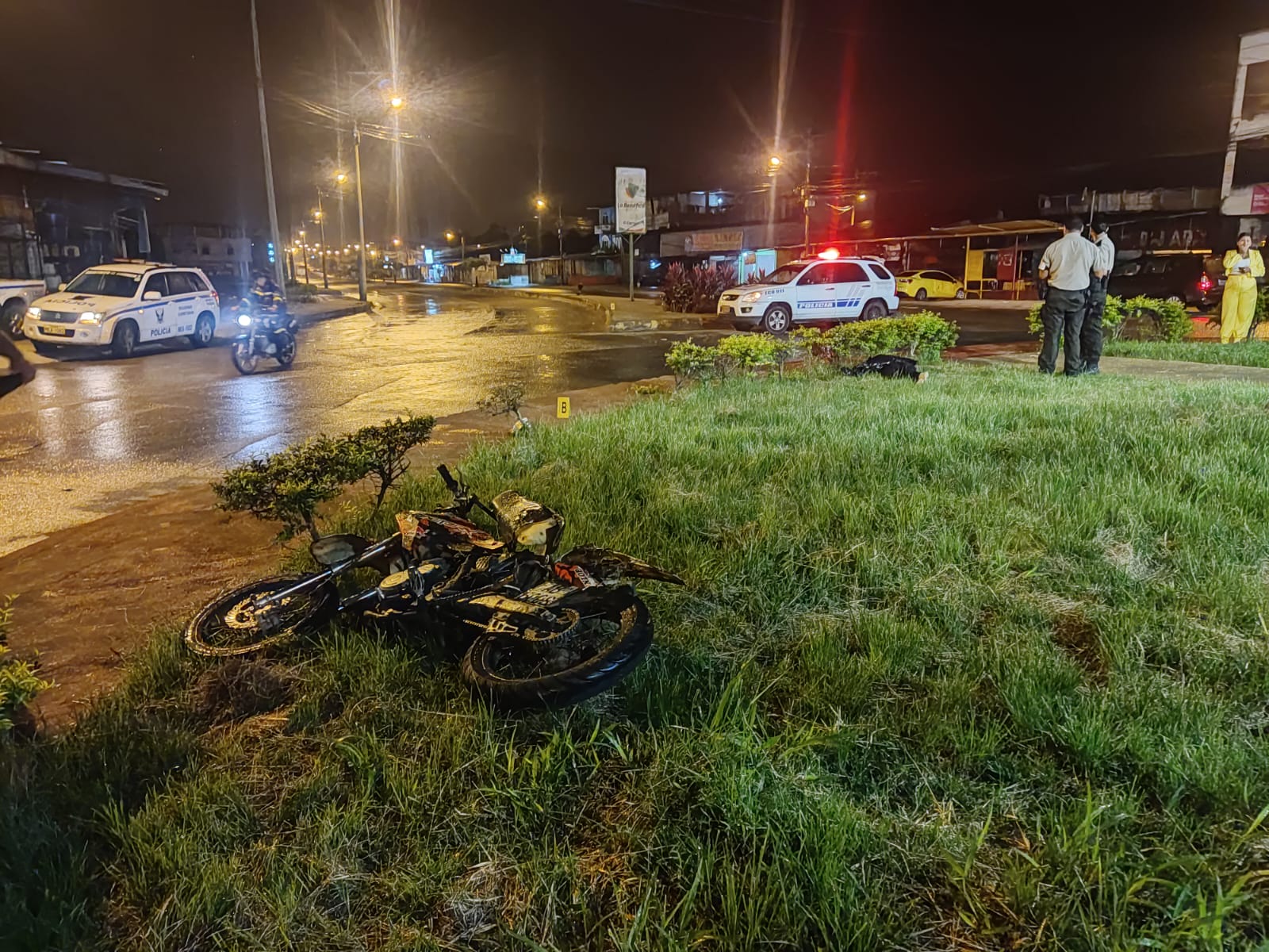 En menos de tres horas dos motociclistas perdieron la vida en el cantón El Carmen, norte de la provincia de Manabí.
