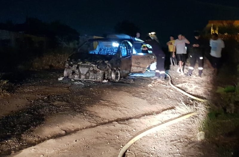 Una mujer quemada en carro Jaramijó