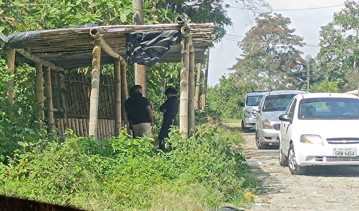 Familiares de madre e hija asesinadas en Pedernales. Ellas eran de Santo Domingo