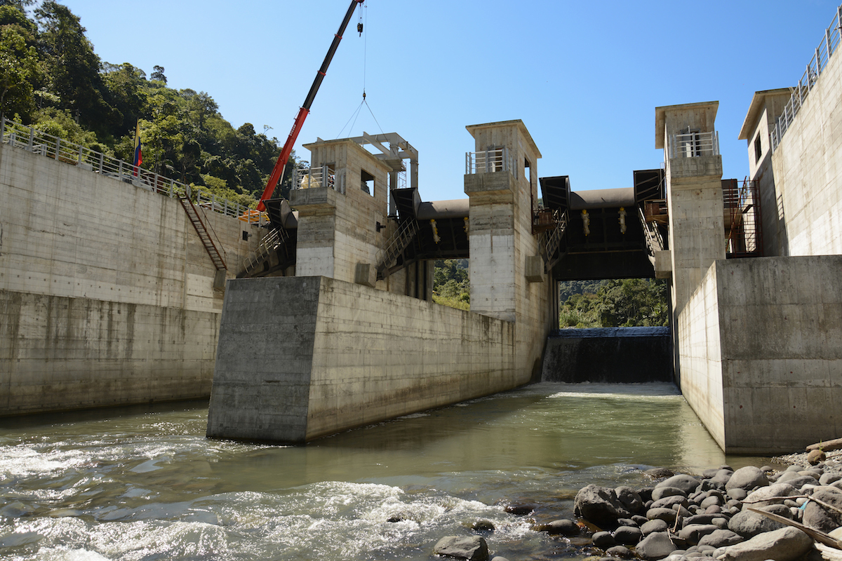 Trece años han pasado desde que se inició la construcción del complejo hidroeléctrico Toachi Pilatón y aún hay obras pendientes.