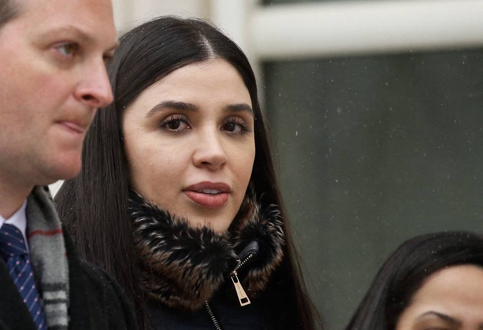 Emma Coronel, esposa de 'El Chapo', sale de prisión