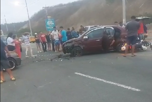 Al término del segundo día del feriado del 9 de Octubre se registró un accidente de tránsito en la "Y" de San Mateo.