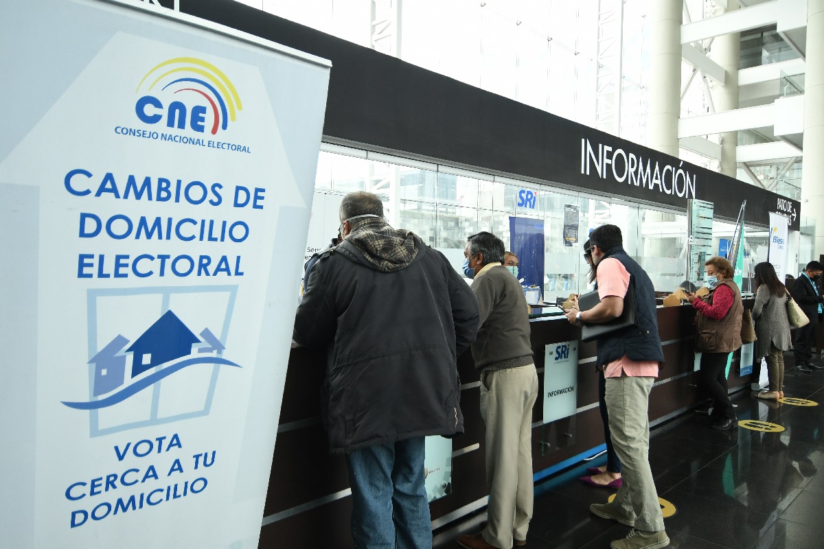 Los cambios de domicilio con miras a las elecciones de febrero del 2025 ya se pueden realizar en la plataforma del CNE.