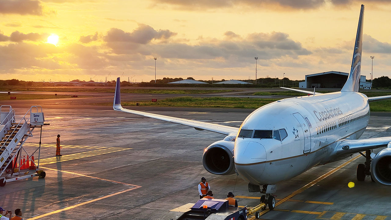 Aeropuerto de Manta debe ser traspasado al municipio