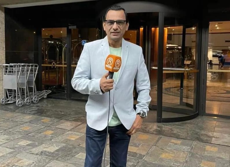 Rómulo Barcos, uno de los periodistas deportivos con más larga trayectoria del Ecuador fue hallado muerto en su departamento.