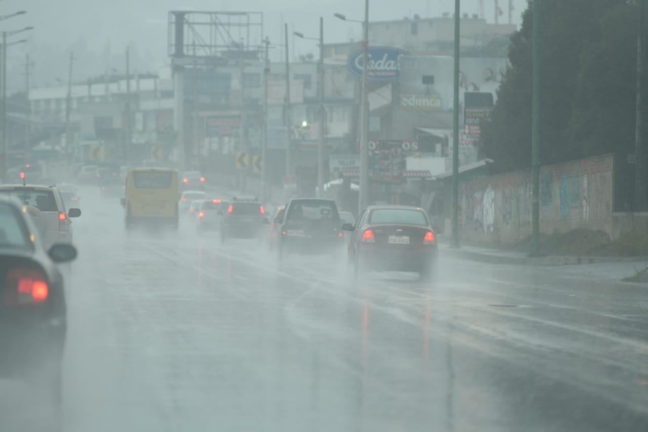 Podrían registrarse lluvias durante la Navidad