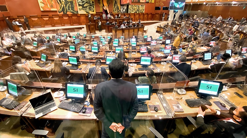 La Asamblea Nacional aprobó una resolución de respaldo al accionar de la fiscal General, Diana Salazar, en el caso Metástasis.