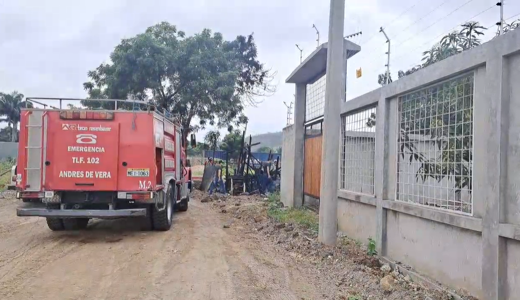 Incendio deja dos personas fallecidas, en Portoviejo