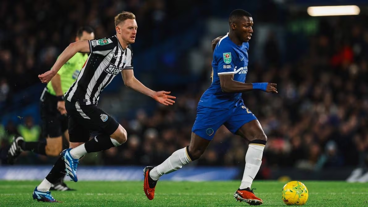 Con el jugador ecuatoriano Kendry Páez presente desde las gradas, el Chelsea se clasificó a los cuartos de final de la Carabo Cup.