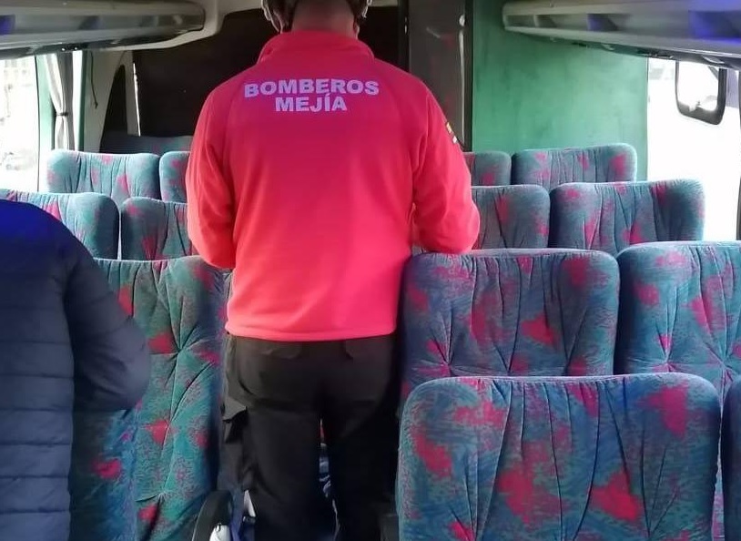 El pasajero de un bus interprovincial murió de manera instantánea y fulminante dentro de la unidad de transporte.