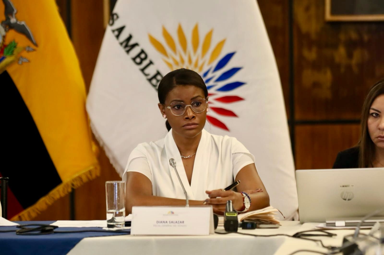 "Esto es racismo", dice la fiscal General Diana Salazar a Rafael Correa