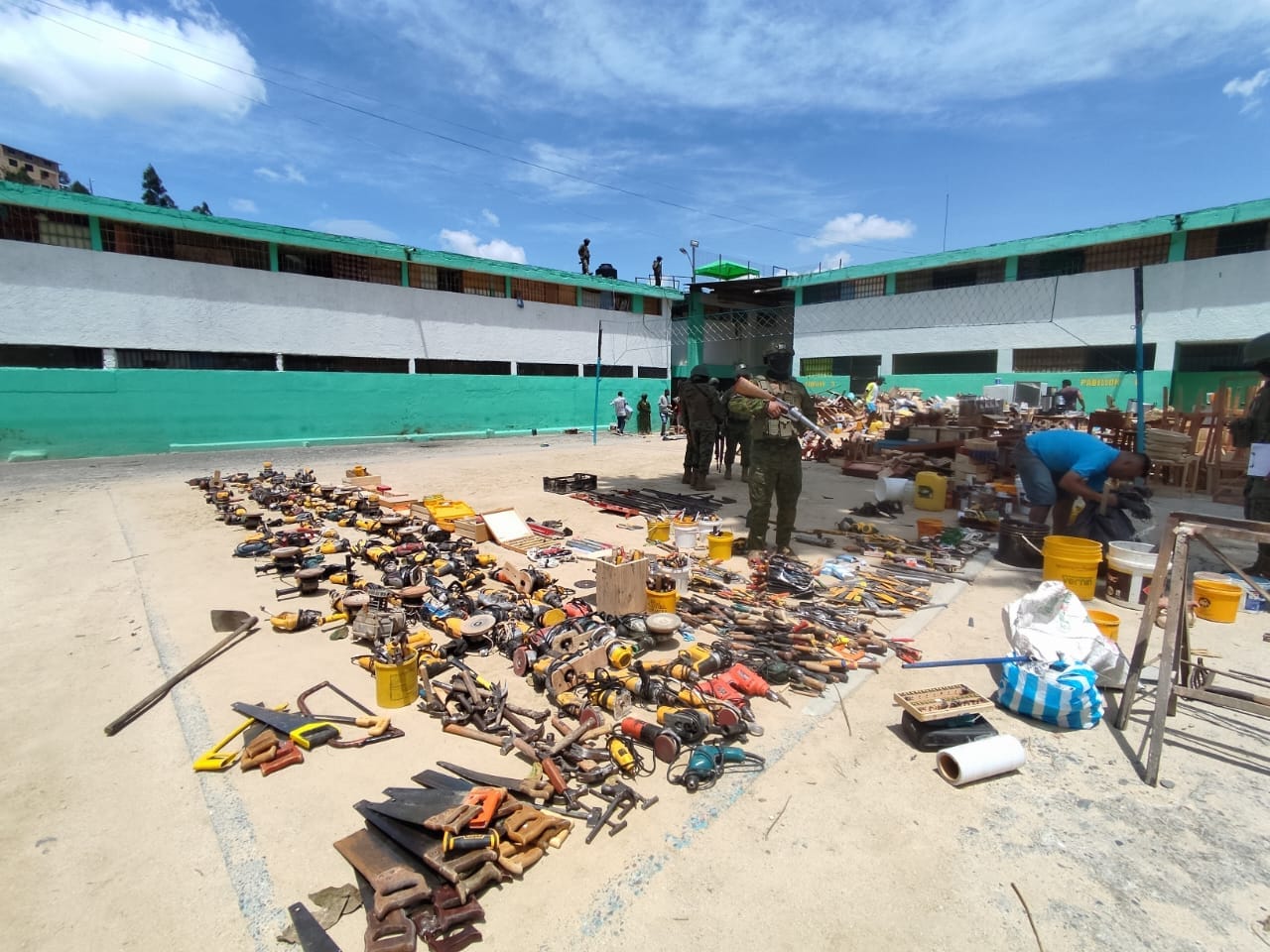 Presos tenían una "ferretería" en la cárcel de Loja