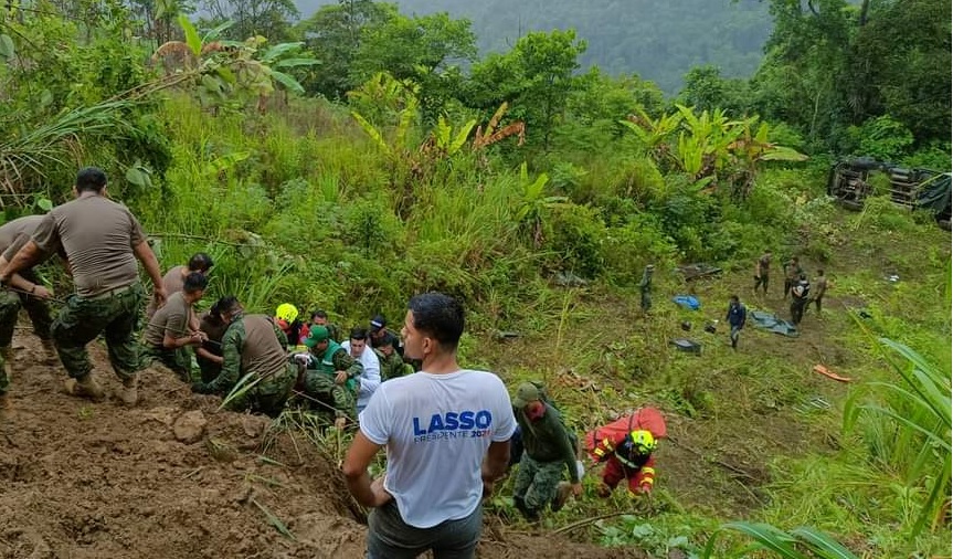 Un militar muerto y 15 heridos dejó un accidente de tránsito suscitado la mañana de este martes 9 de enero del 2024.