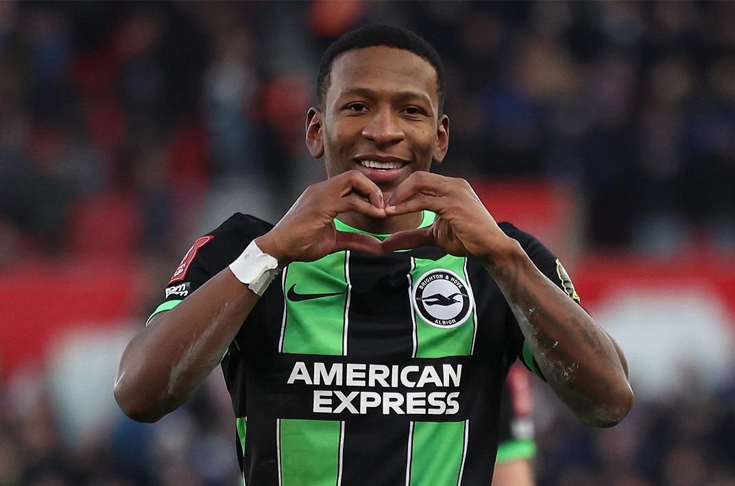 Pervis Estupiñán marcó otro gol para el Brighton en la FA Cup