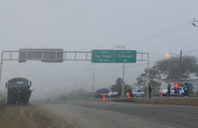 Totalmente habilitada se encuentra la vía Jipijapa-Guayaquil la mañana de este viernes 5 de enero del 2024.