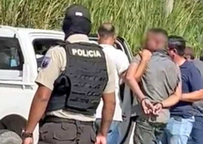 El asalto a una joyería, de parte de varios delincuentes, en la provincia de Zamora Chinchipe, terminó con un agente de Policía, muerto.