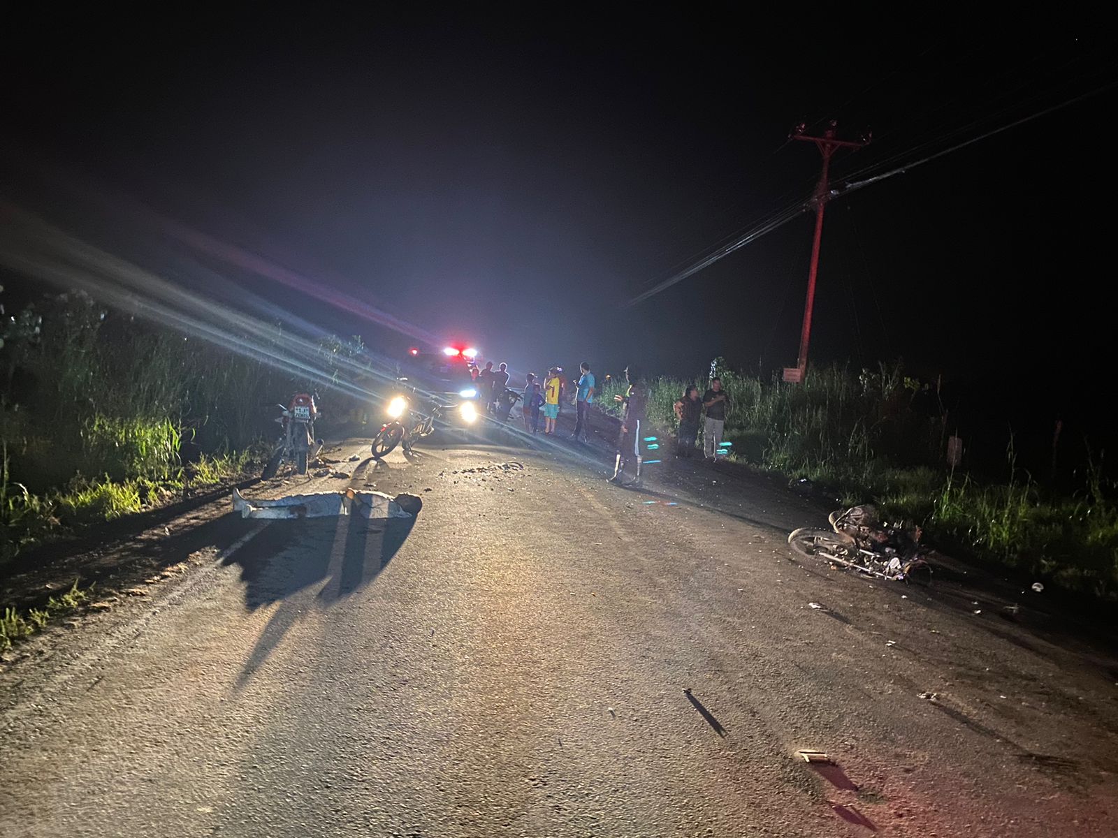 Producto de un accidente de tránsito dos hombres fallecieron en una vía rural de Santo Domingo de los Tsáchilas.