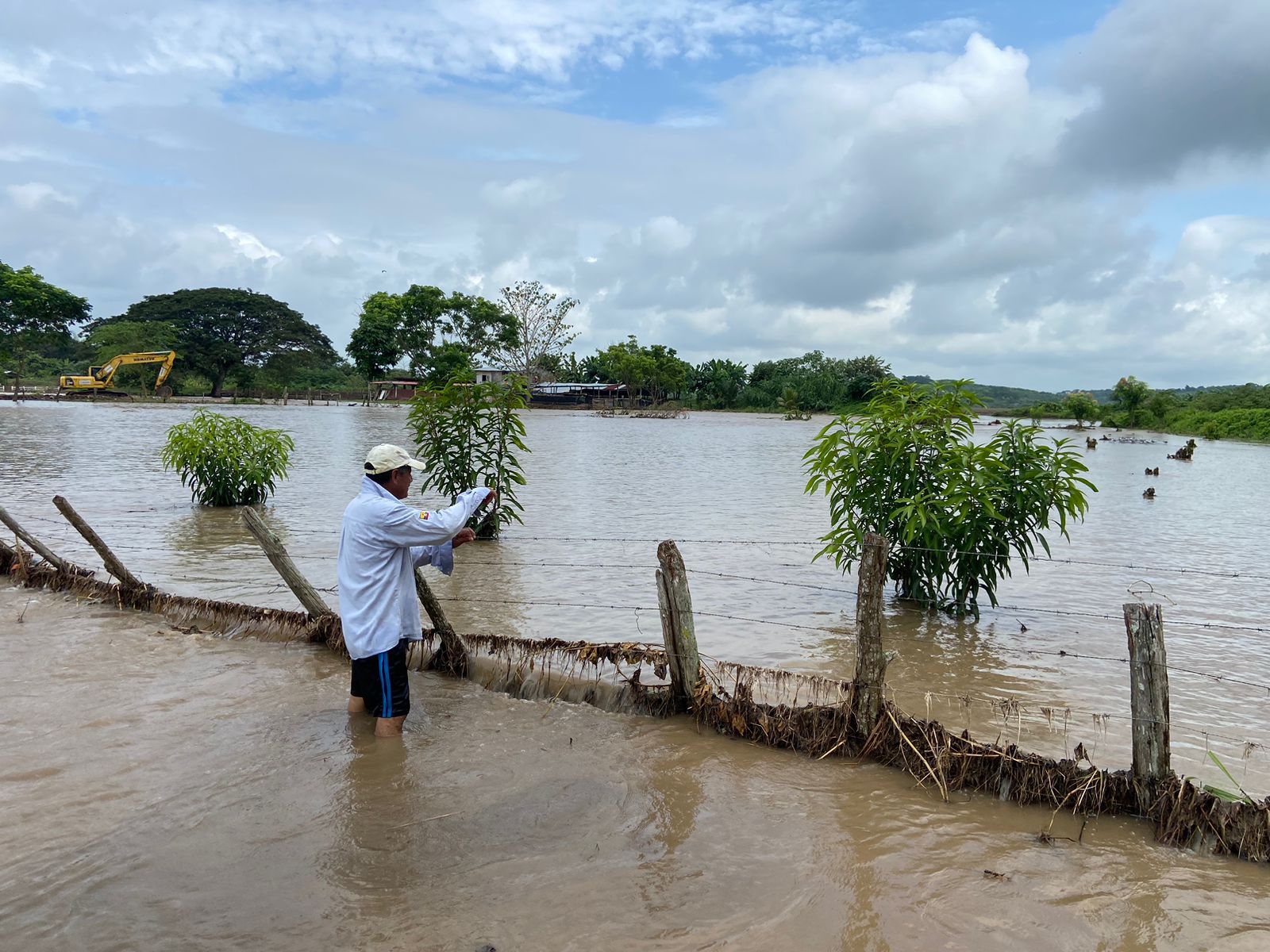 Chone: Pérdidas en el sector acuícola de la Segua ascienden a más de medio millón de dólares