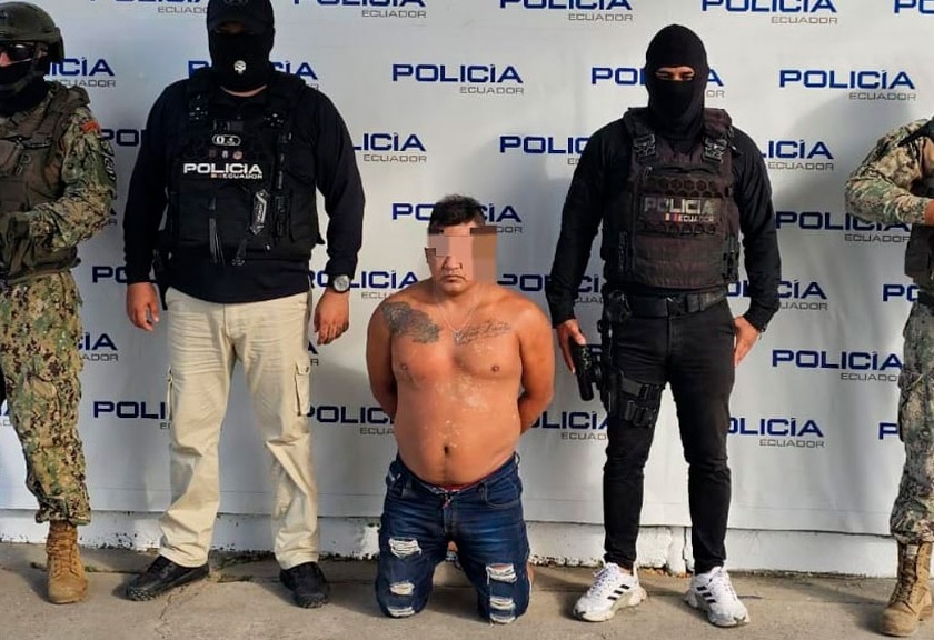 A alias 'Palermo', sospechoso de varias muertes violentas, lo capturaron policías y militares en Puerto Bolívar.
