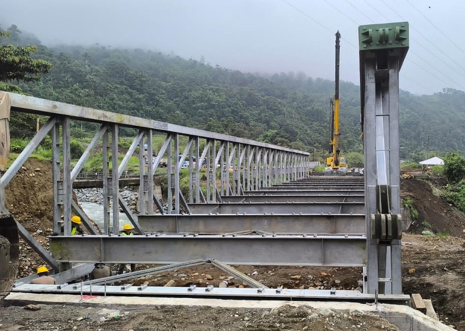 La reapertura de la vía Alóag-Santo Domingo, tras el desplome de un puente, está cada vez más cerca, anunciaron las autoridades.