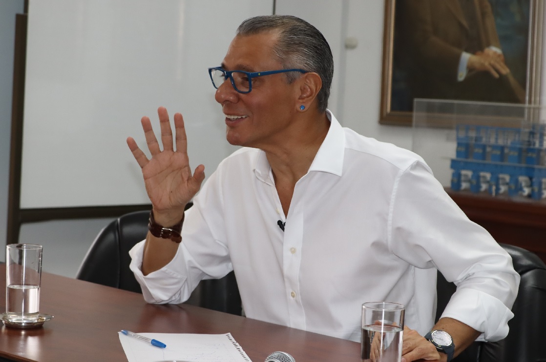 “No se otorgará salvoconducto alguno al exvicepresidente Jorge Glas", anunció el Ministerio de Relaciones Exteriores de Ecuador.