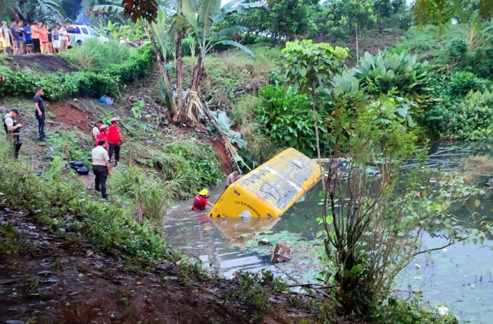 investigan las causas del accidente de bus con pacientes de diálisis