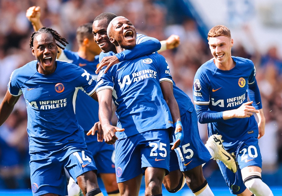 Moisés Caicedo ha marcado su primer gol con la camiseta del Chelsea, pero no es gol normal, se trata de un golazo.