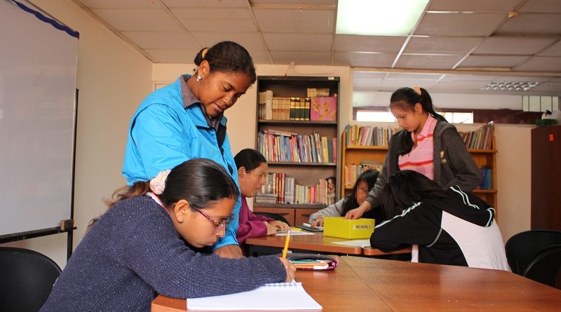 Reinserción escolar Ecuador