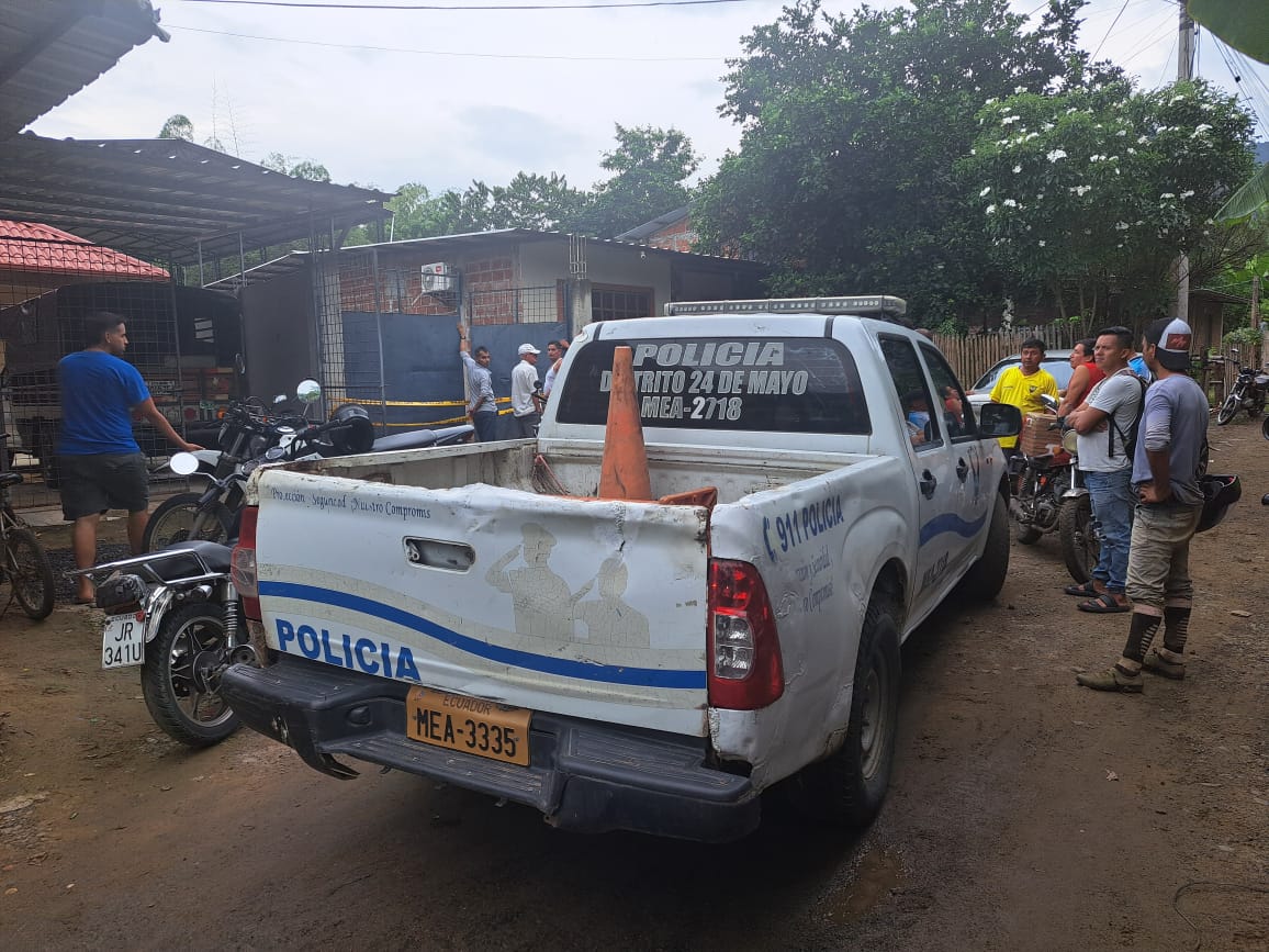 Sicarios lo matan en una cancha de Santa Ana, Manabí