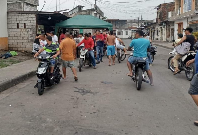 Cerca de tres minutos duró una balacera que dejó tres hombres fallecidos, en el cantón Babahoyo, provincia de Los Ríos.