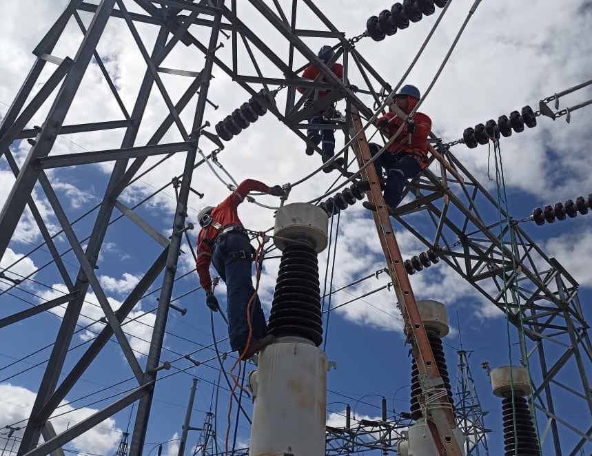 A través de un video que colgó en las redes sociales, Roberto Luque, ministro de Energía (e), dijo que "se vienen grandes anuncios en el sector energético".