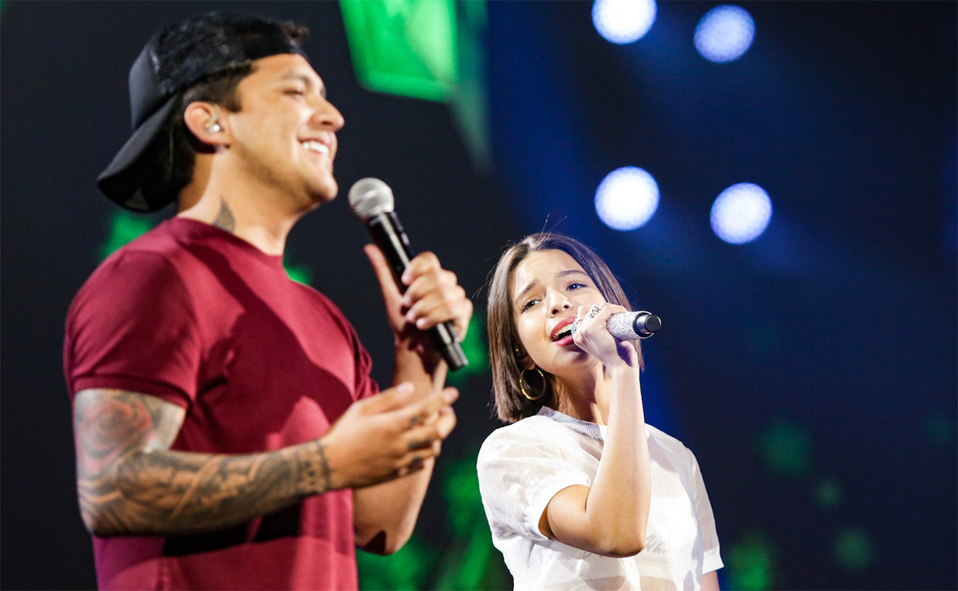 Christian Nodal y Ángela Aguilar son novios.