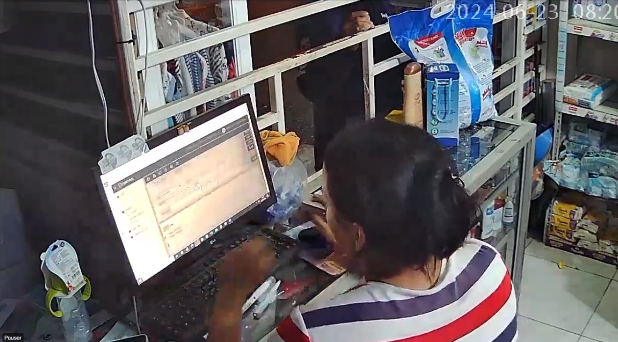 Delincuente asalta en local comercial de Portoviejo
