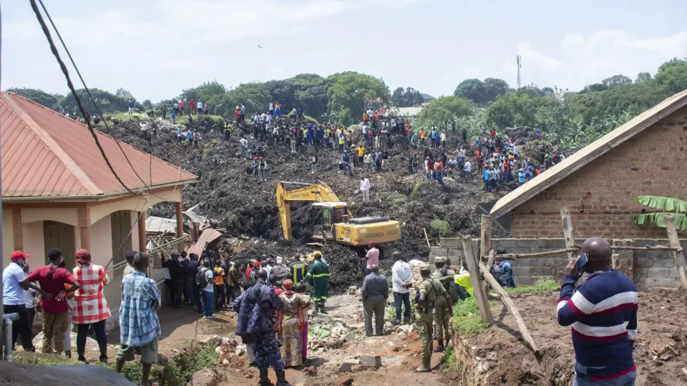 avalancha de basura uganda