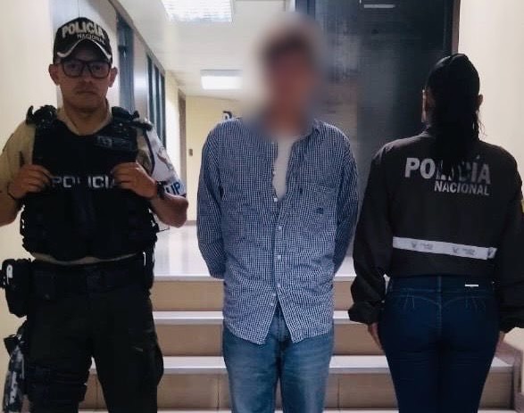 En caso de ser hallado culpable, por terrorismo, un hombre de 19 años, podría enfrentar una sentencia hasta de 22 años de cárcel.