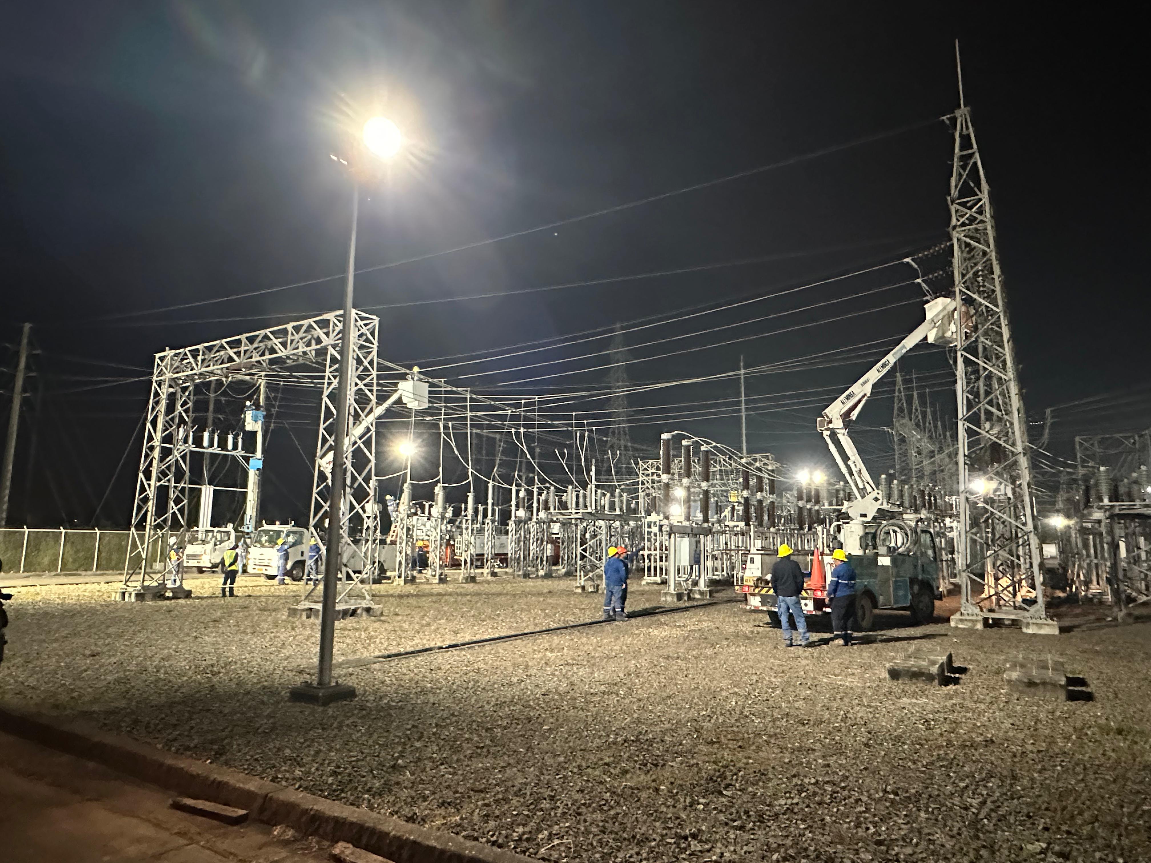 Gobierno incluirá 1.430 megavatios para enfrentar crisis eléctrica