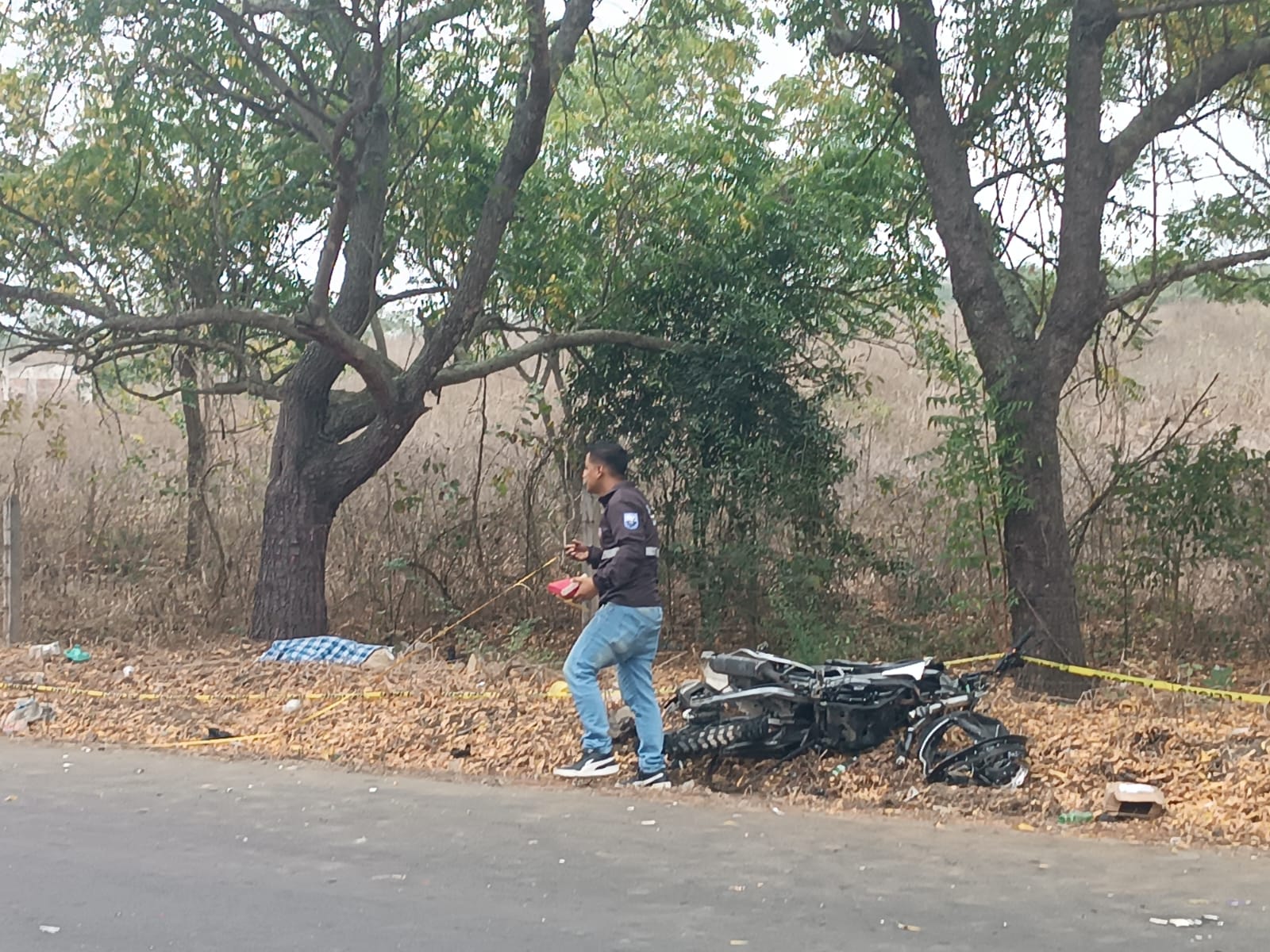 Un motociclista murió por impacto de un tanquero en Montecristi