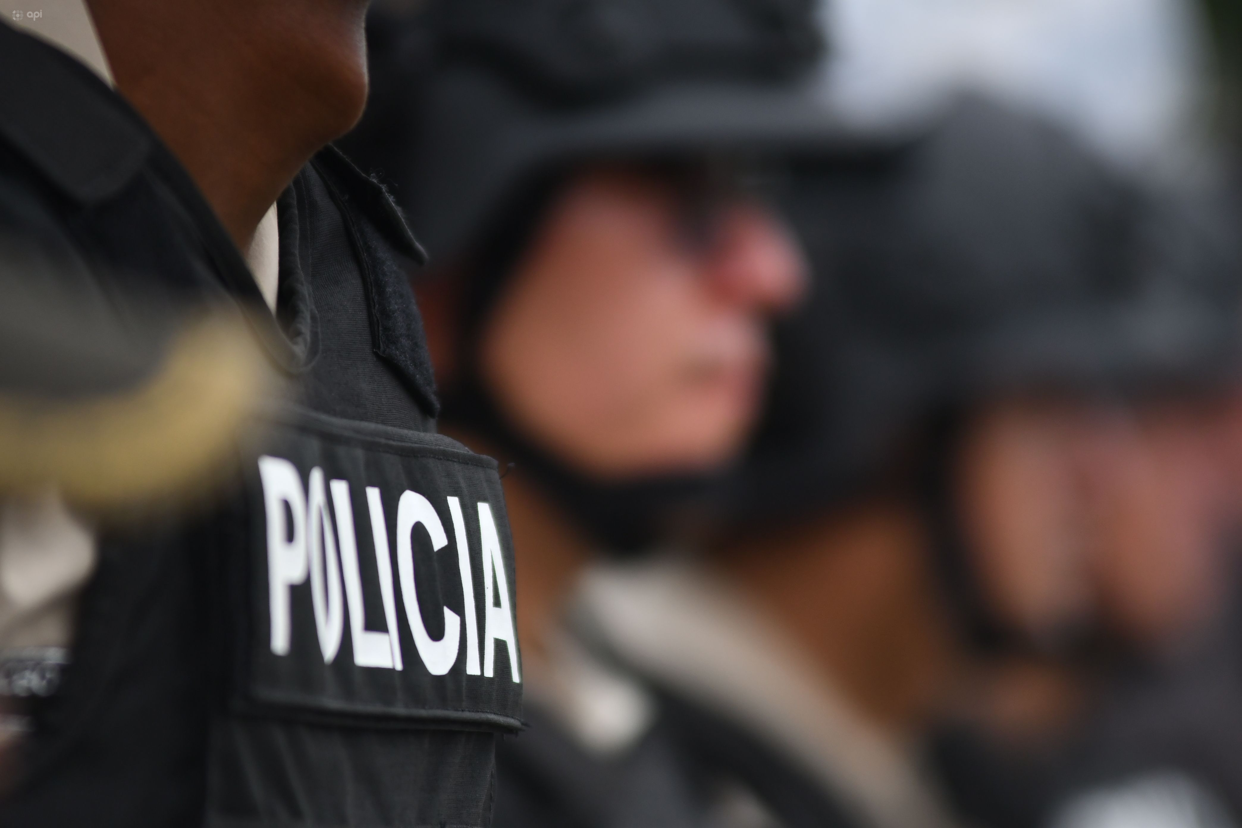 Un delincuente resultó abatido por un agente policial en el sector El Olivo Alto, en la ciudad de Ibarra, en Imbabura.